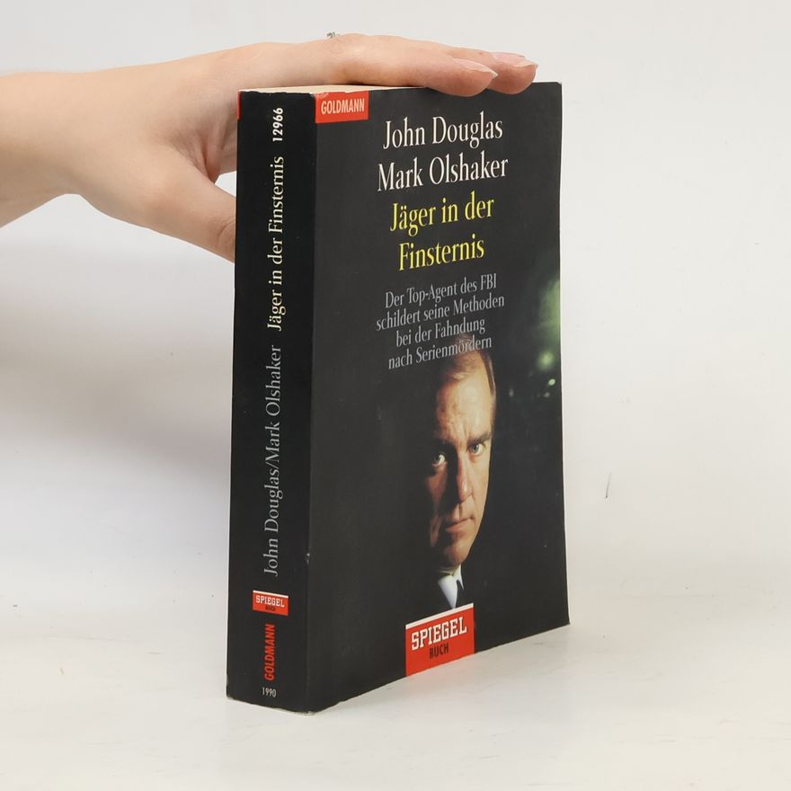 John Edward Douglas Jäger in der Finsternis