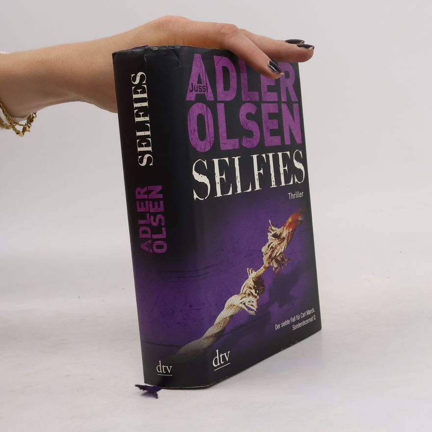 Jussi Adler-Olsen Selfies