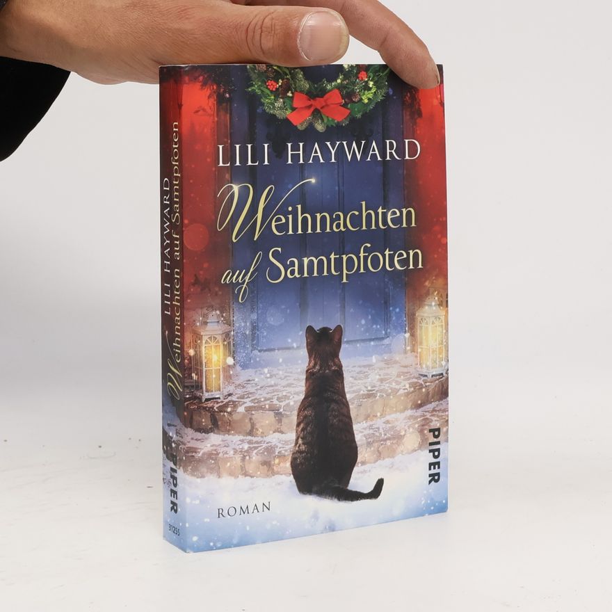 Lili Hayward Weihnachten auf Samtpfoten