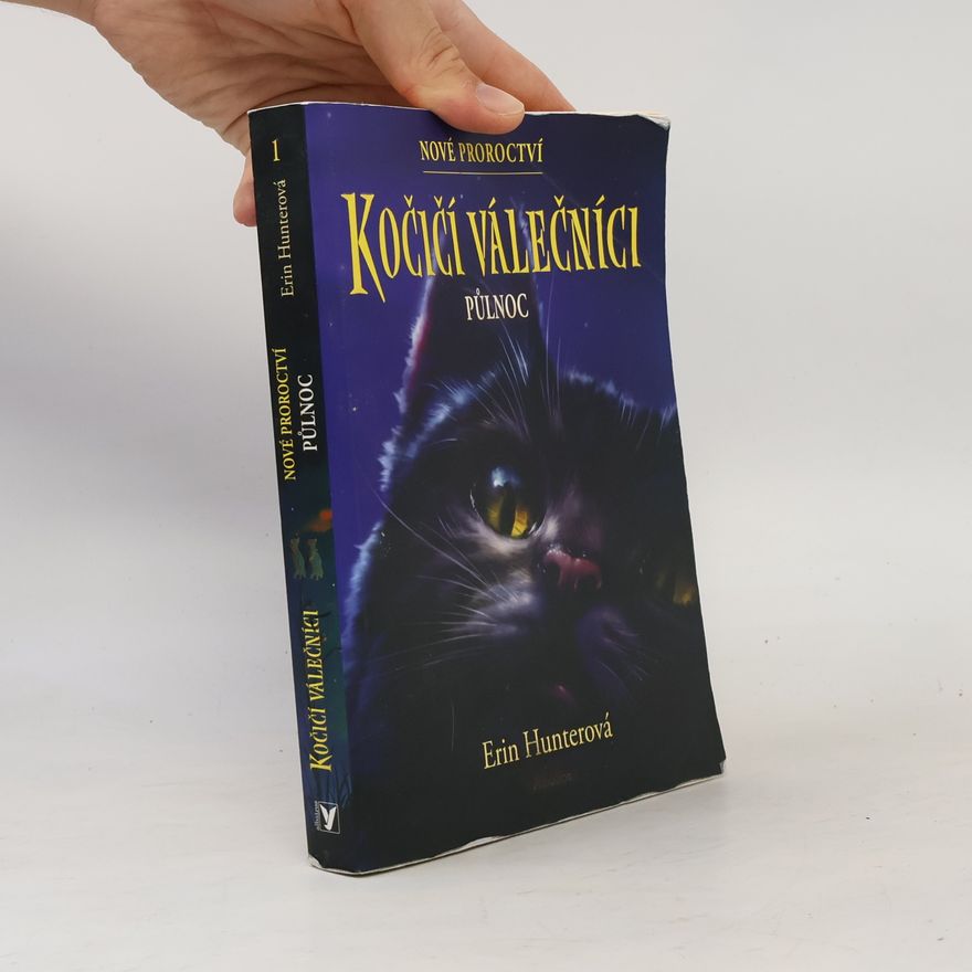 Erin Hunter Půlnoc