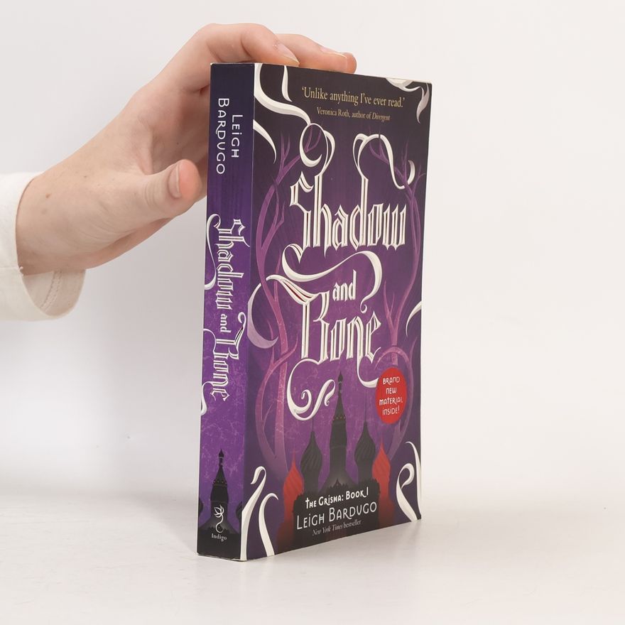 Leigh Bardugo Shadow and Bone