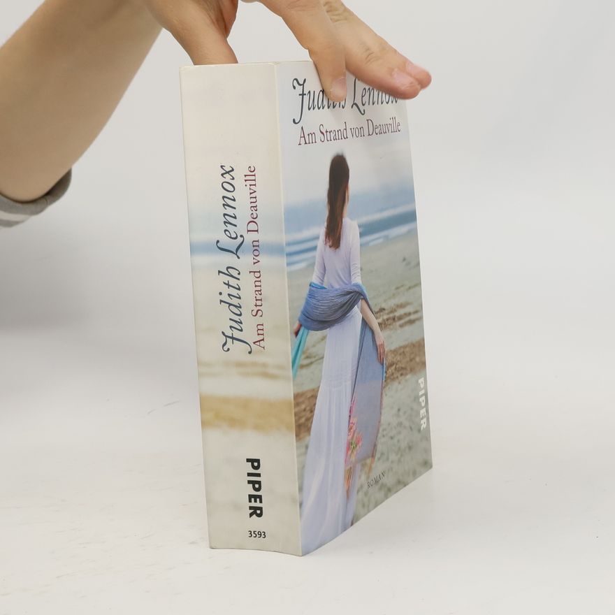 Judith Lennox Am Strand von Deauville