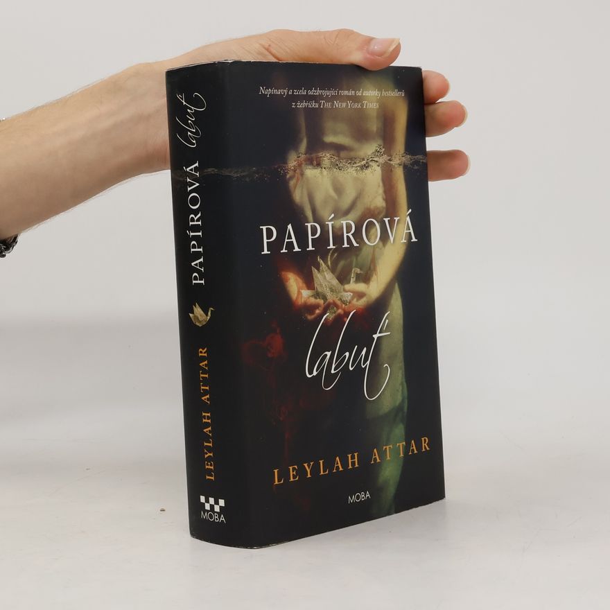 Leylah Attar Papírová labuť