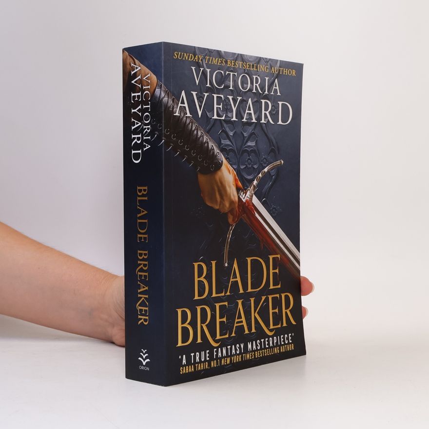 Victoria Aveyard Blade Breaker