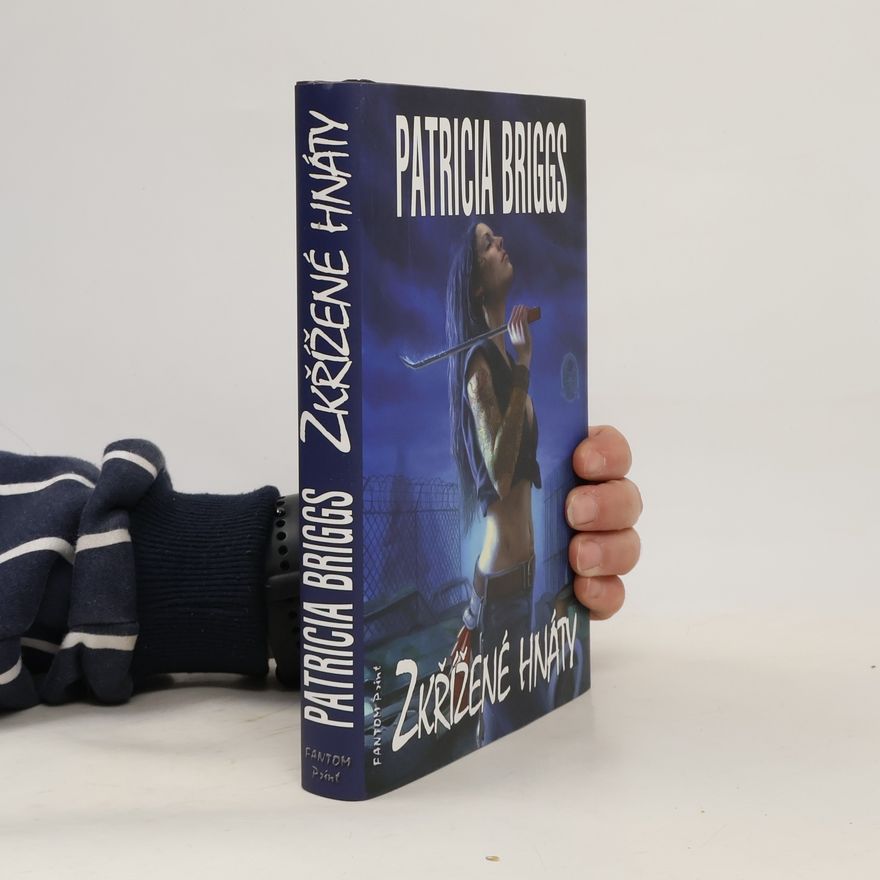 Patricia Briggs Zkřížené hnáty
