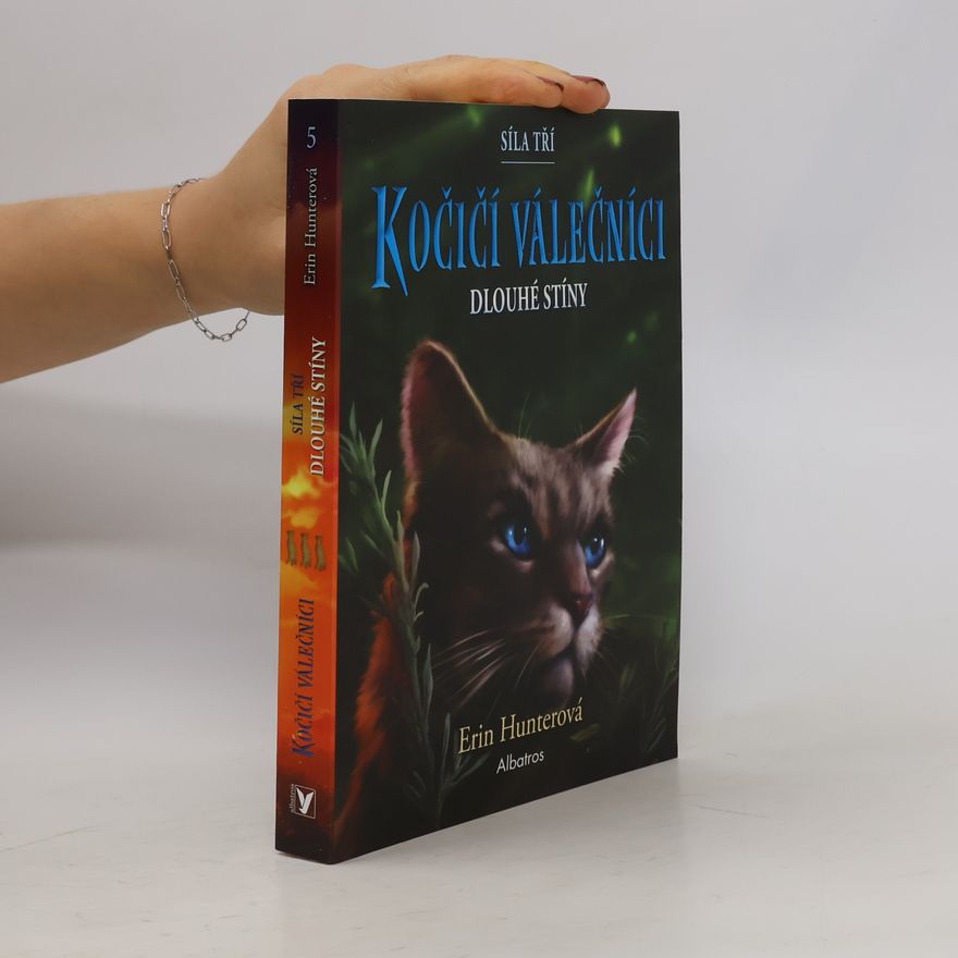 Erin Hunter Dlouhé stíny
