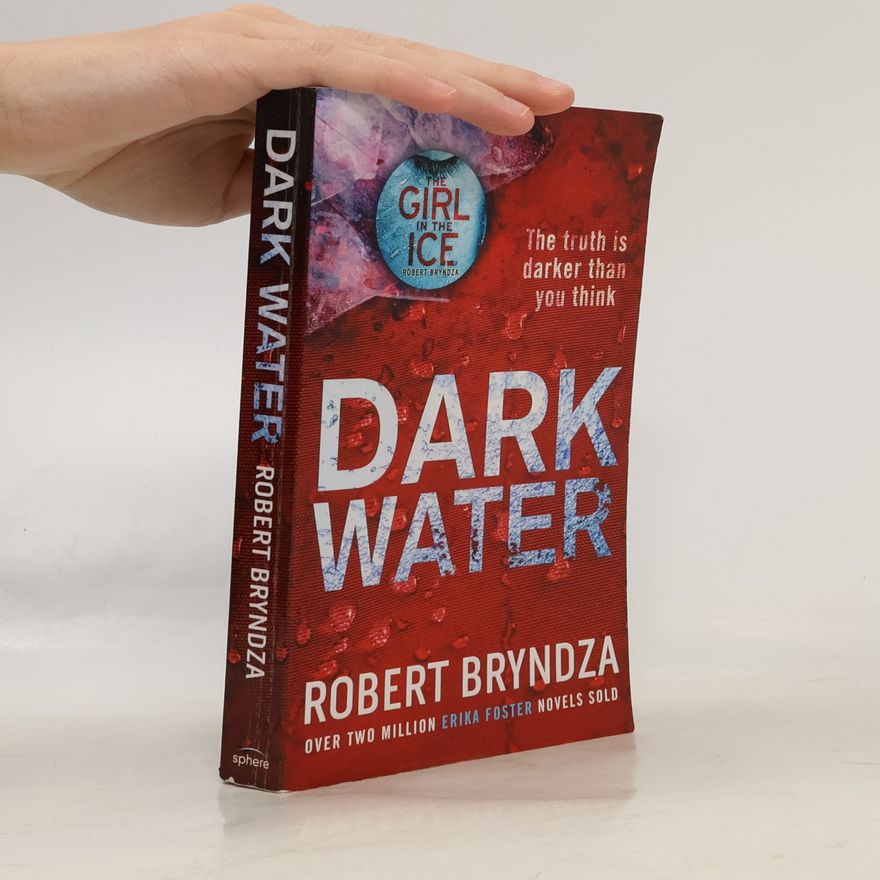 Robert Bryndza Dark Water