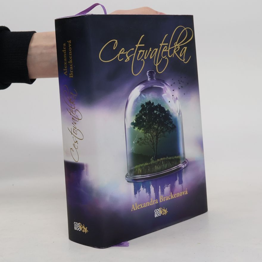 Alexandra Bracken Cestovatelka