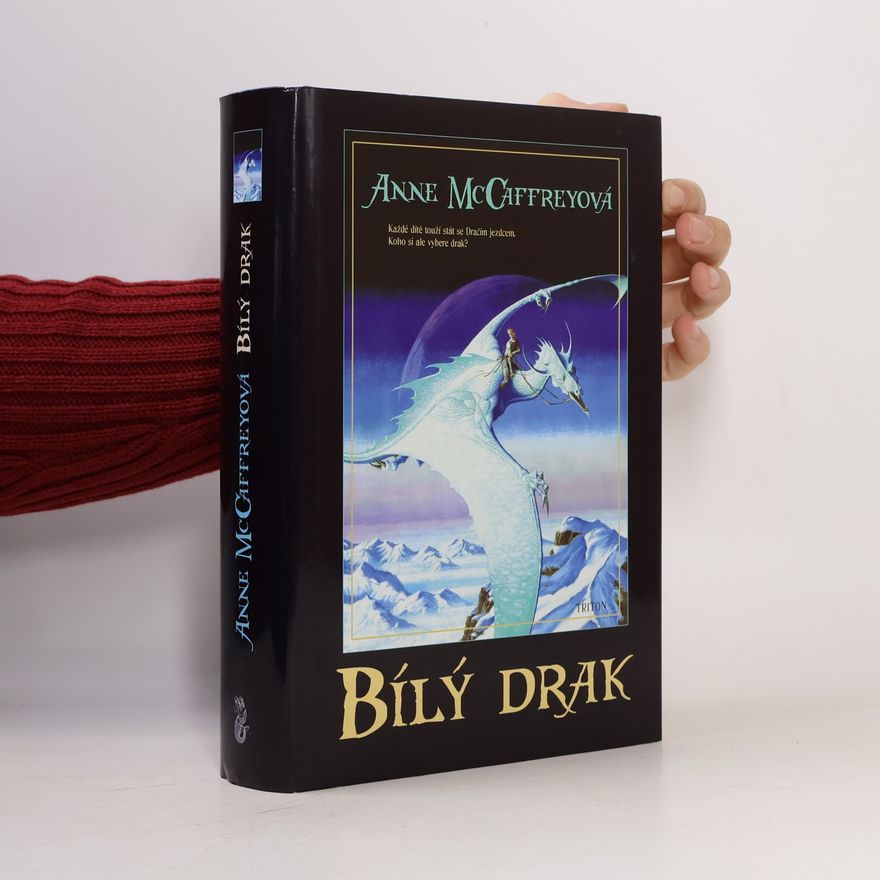 Anne McCaffrey Bílý drak