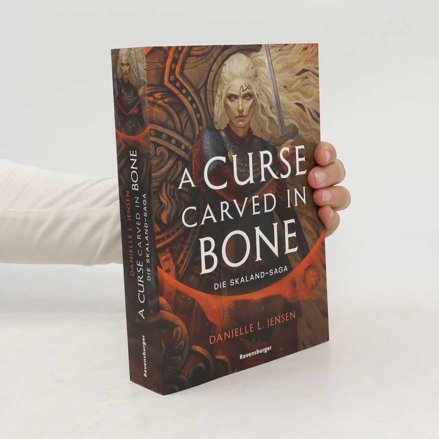 Danielle L. Jensen Die Skaland-Saga - 2: A Curse Carved in Bone - Limitierte Auflage mit Farbschnitt