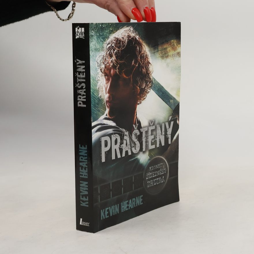 Kevin Hearne Praštěný