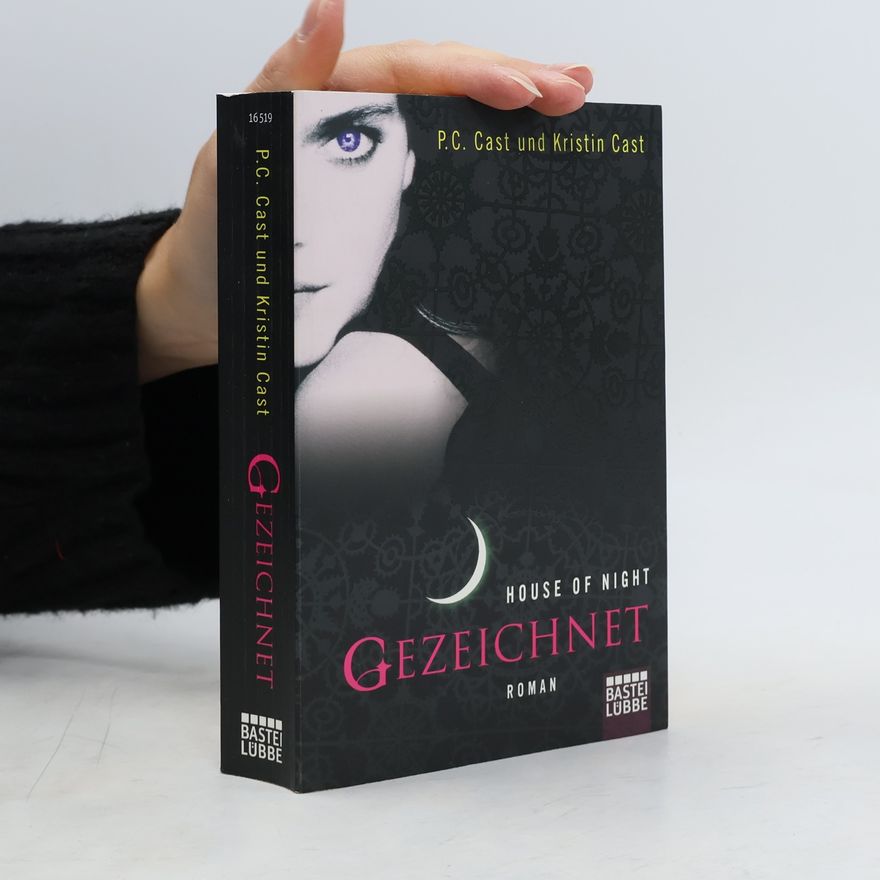 Phyllis Christine Cast Gezeichnet