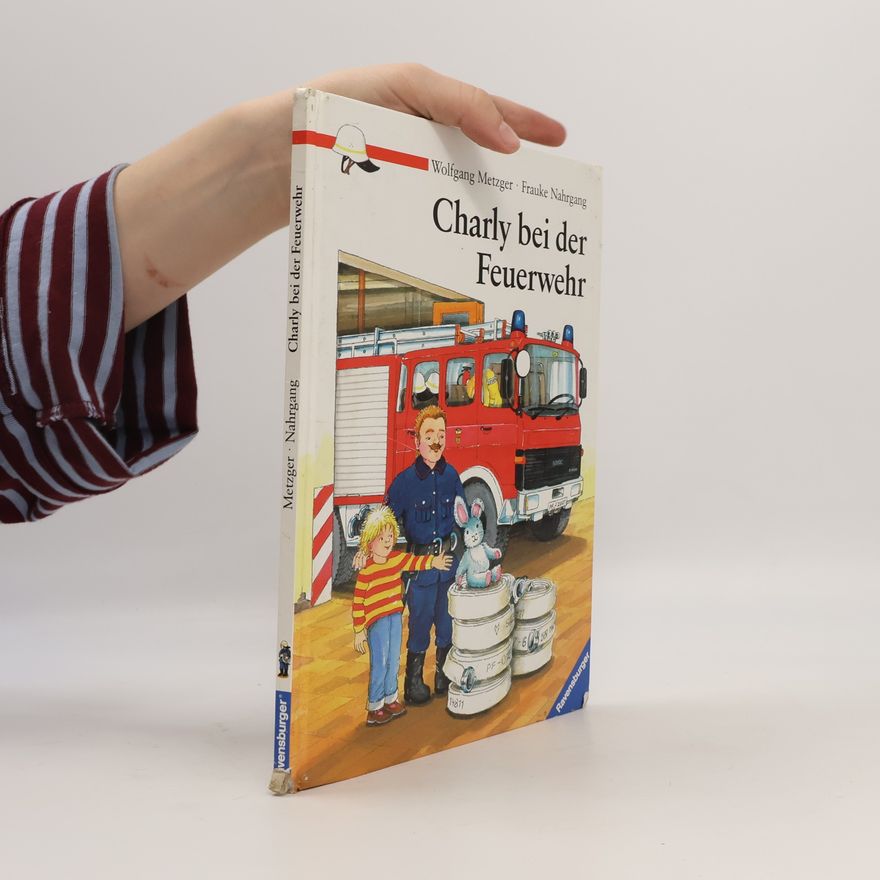 Frauke Nahrgang Charly bei der Feuerwehr