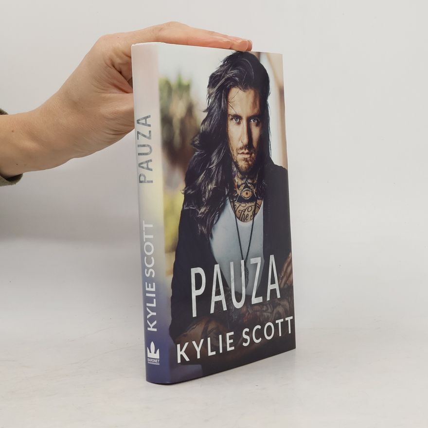 Kylie Scott Pauza