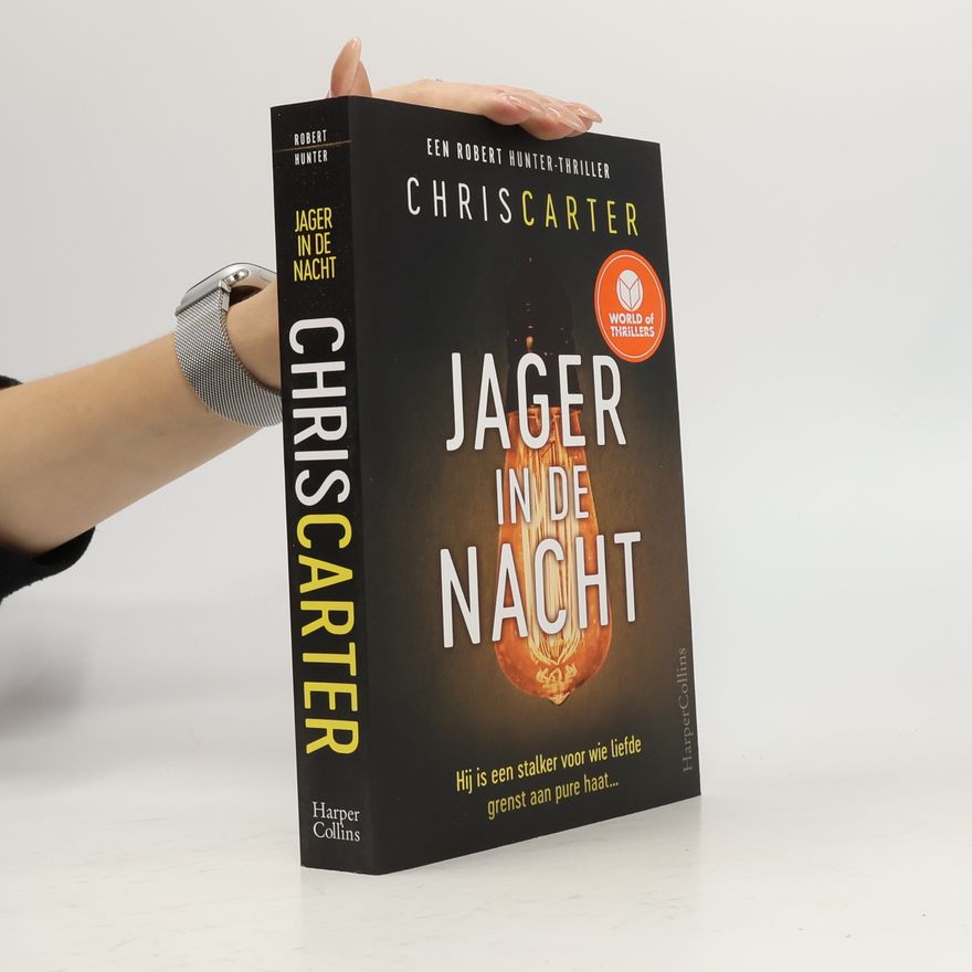 Chris Carter Jager in de nacht
