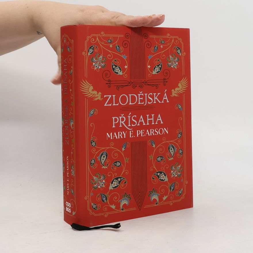 Mary E. Pearson Zlodějská přísaha