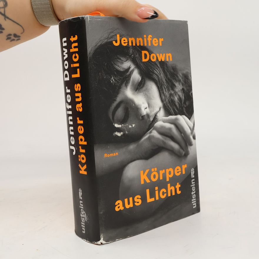 Jennifer Down Körper aus Licht