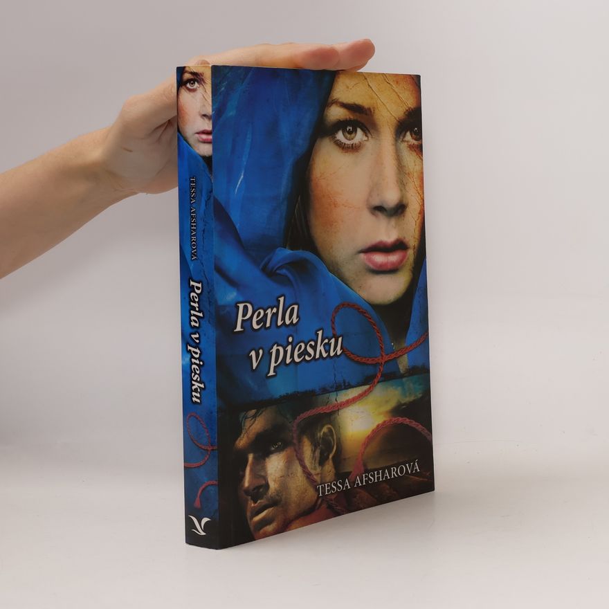 Tessa Afshar Perla v piesku