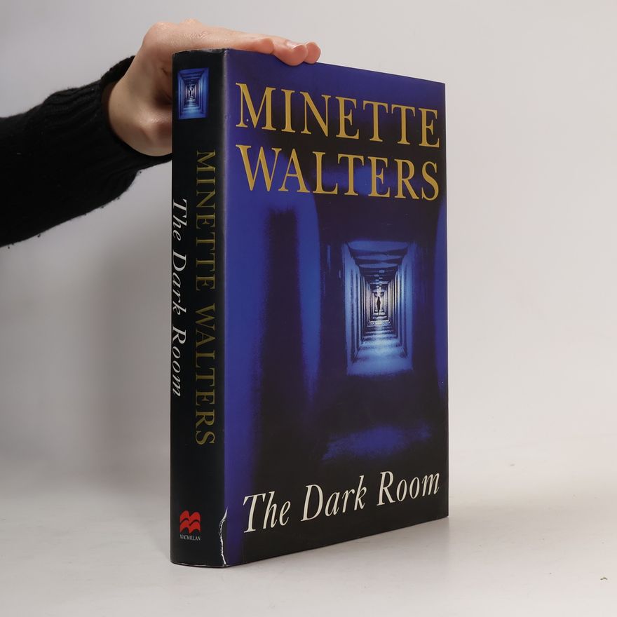 Minette Walters The Dark Room