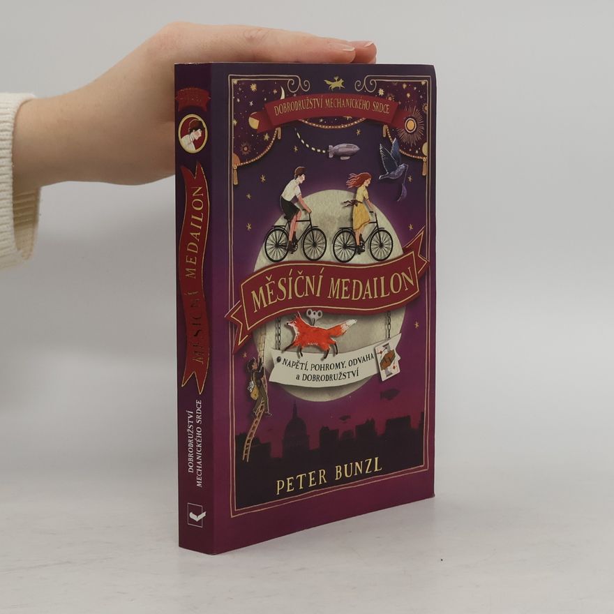 Peter Bunzl Měsíční medailon