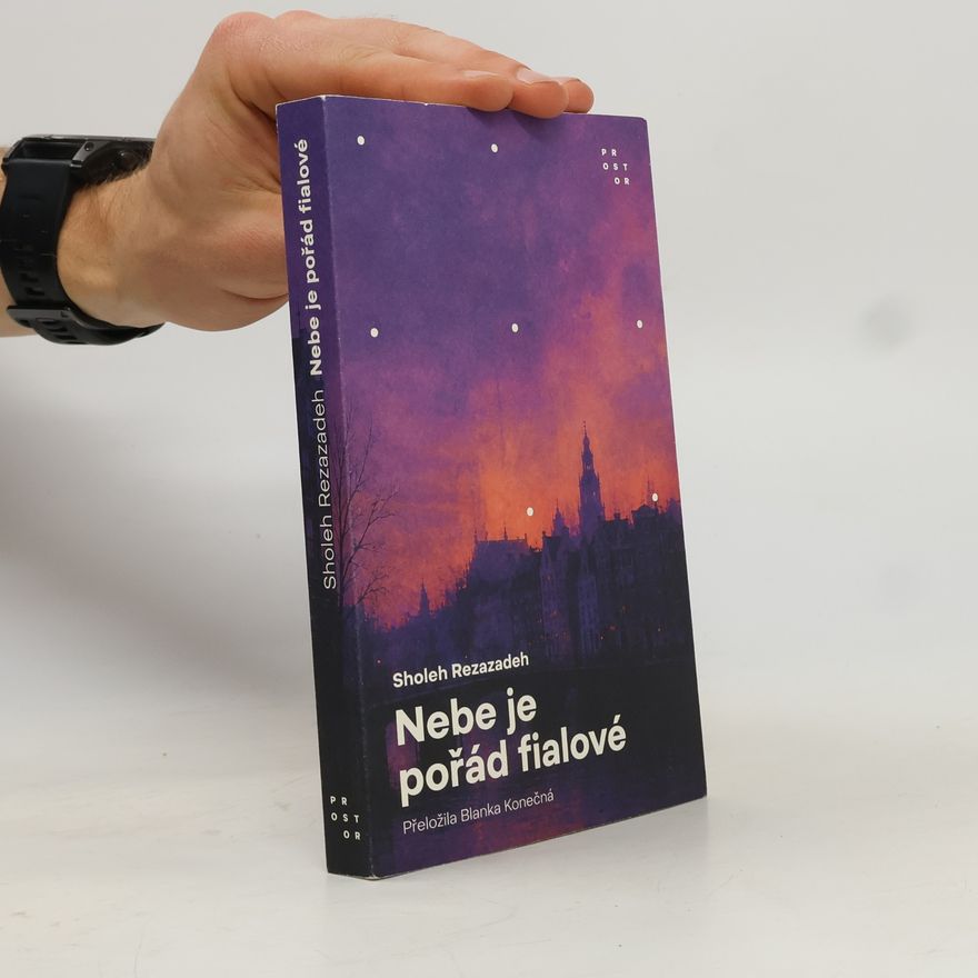 Sholeh Rezazadeh Nebe je pořád fialové