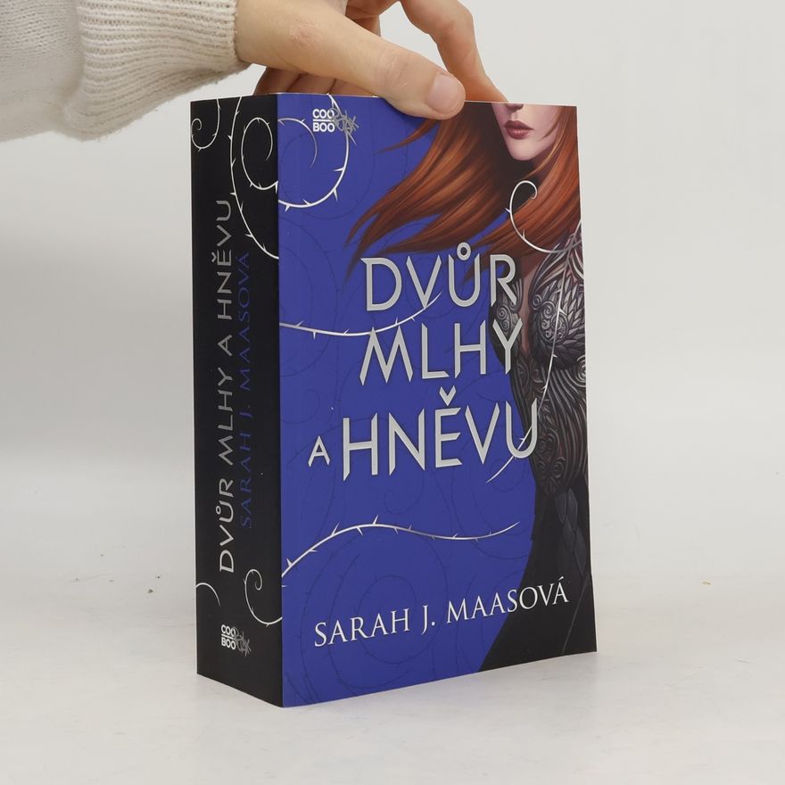 Sarah J. Maas Dvůr mlhy a hněvu