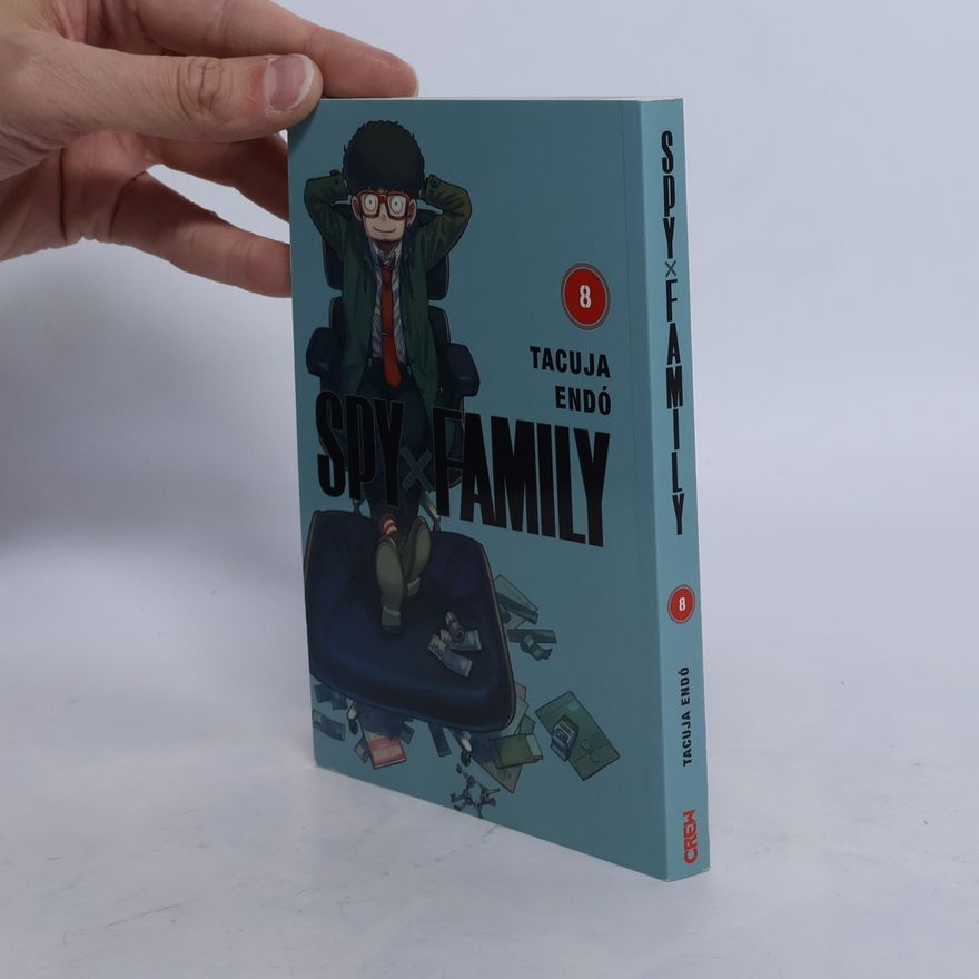 Tacuja Endó Spy x Family. 8