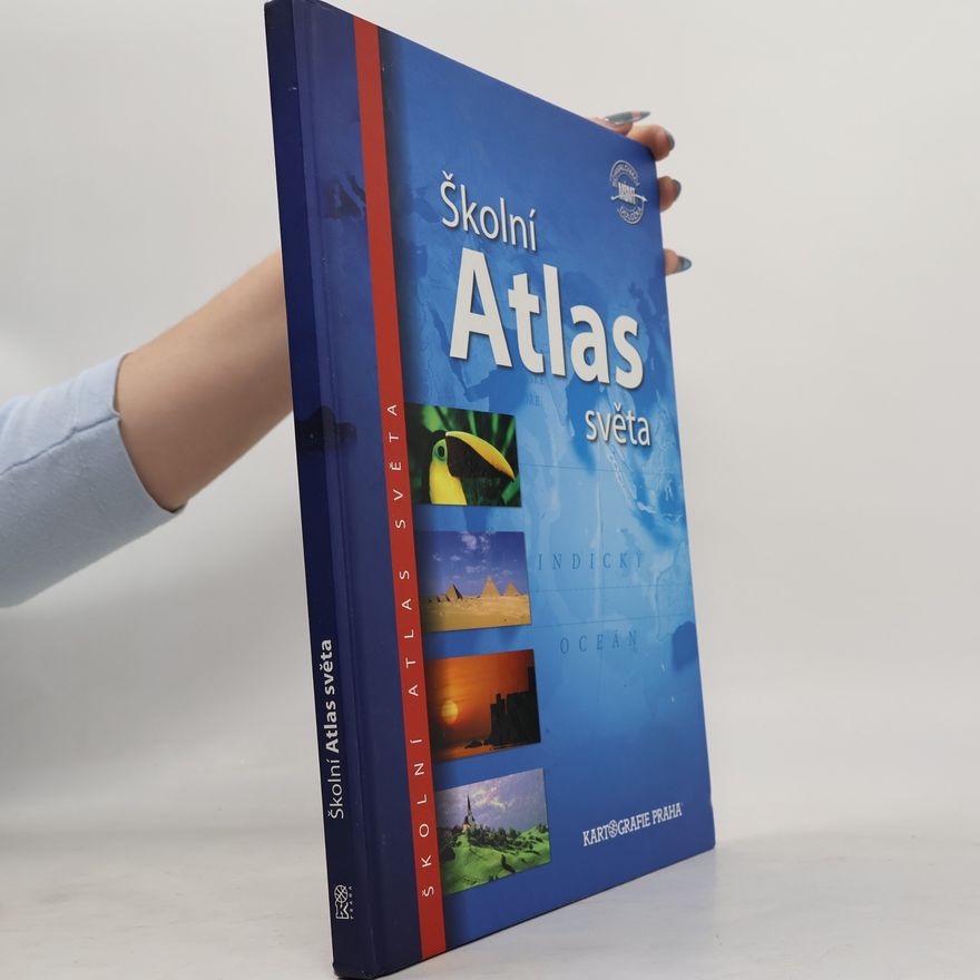 AA.VV. Školní atlas světa