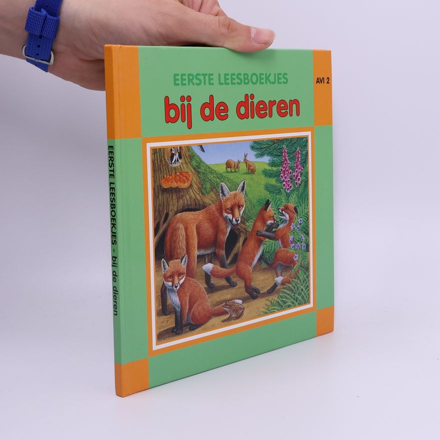 Kelly Mortelmans Bij de dieren