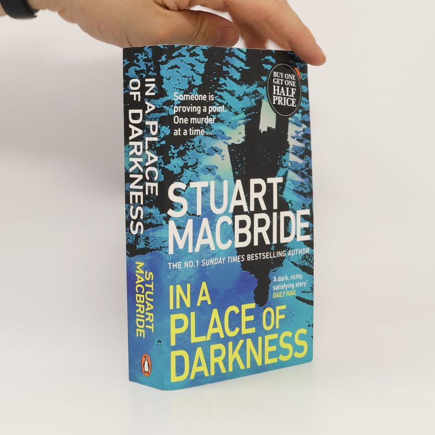 Stuart MacBride In a Place of Darkness