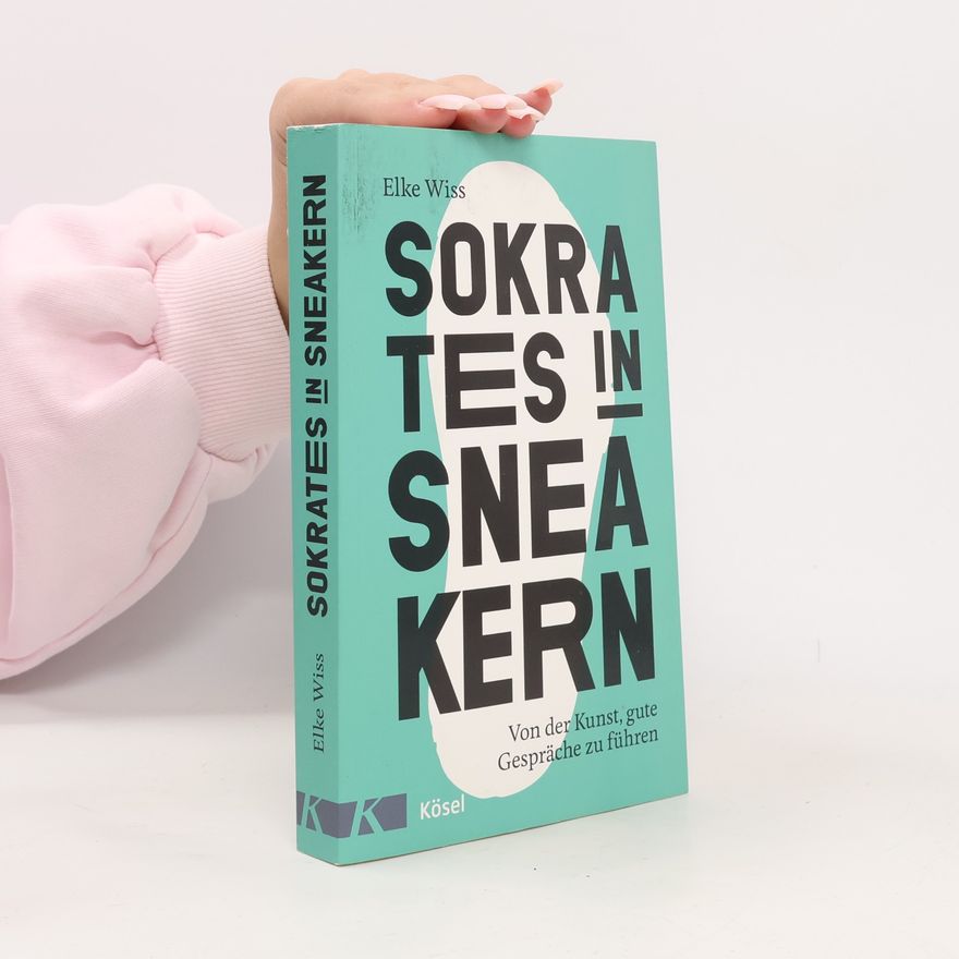 Elke Wiss Sokrates in Sneakern