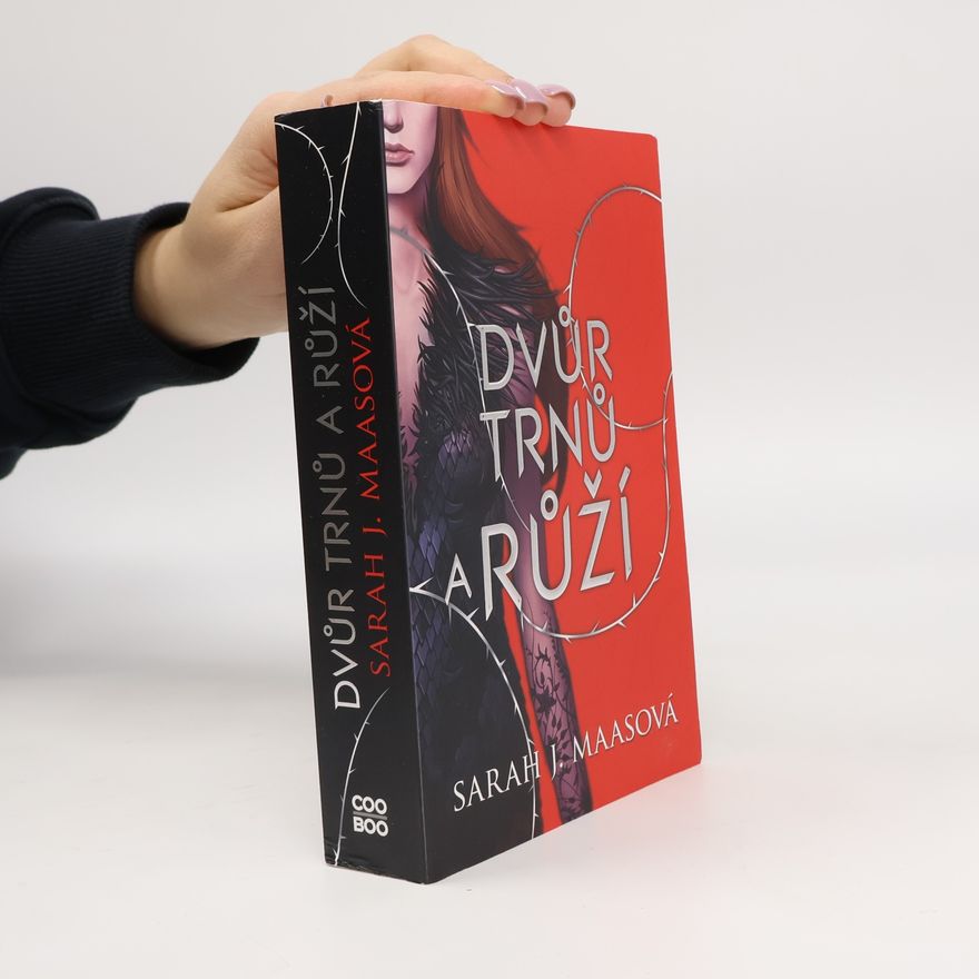 Sarah J. Maas Dvůr trnů a růží