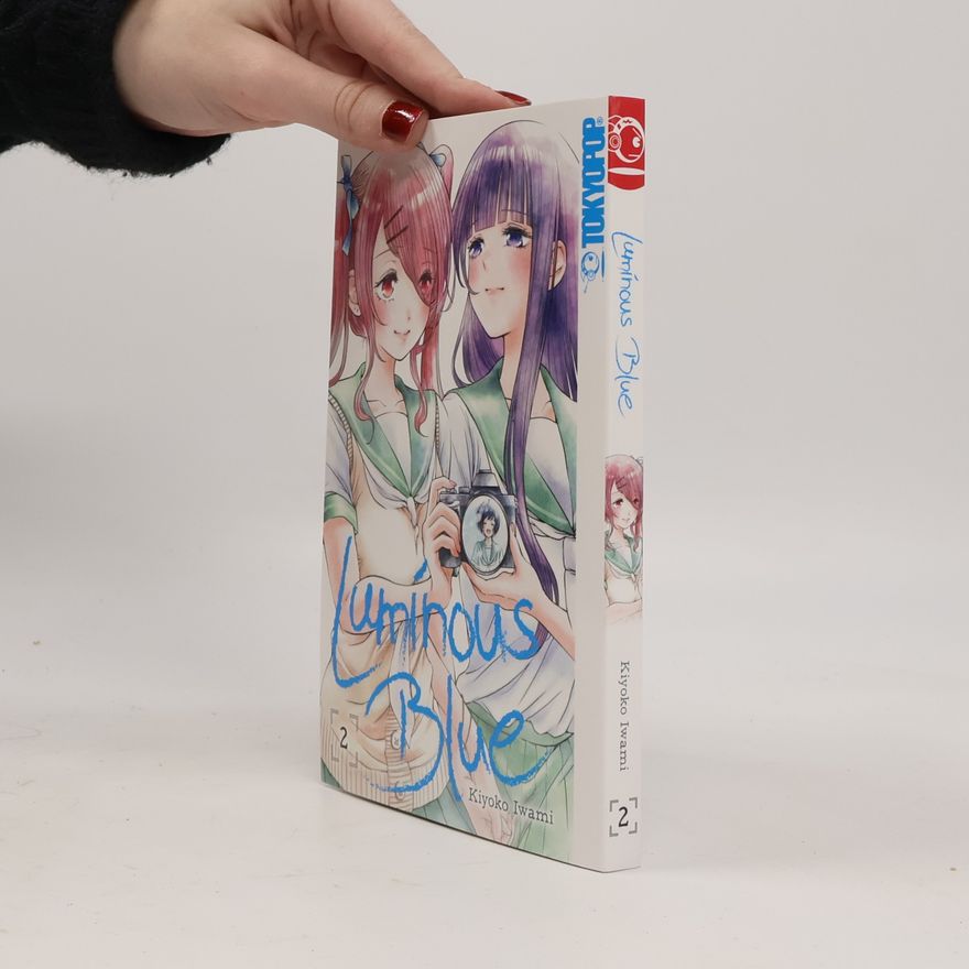 Kiyoko Iwami Luminous Blue 02