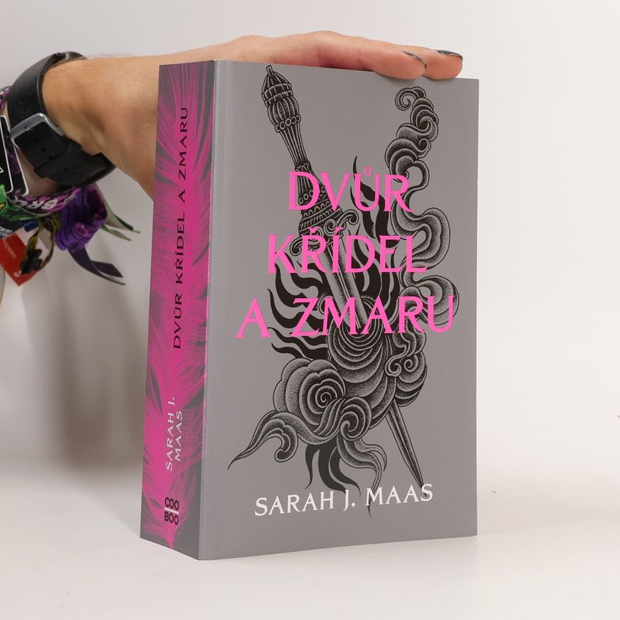 Sarah J. Maas Dvůr křídel a zmaru