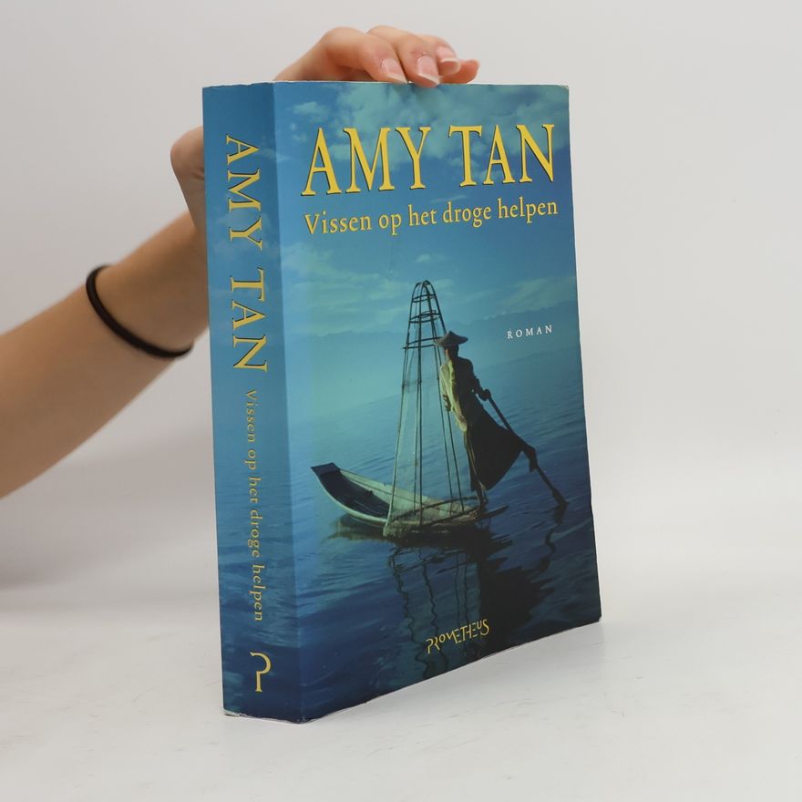 Amy Tan Vissen op het droge helpen